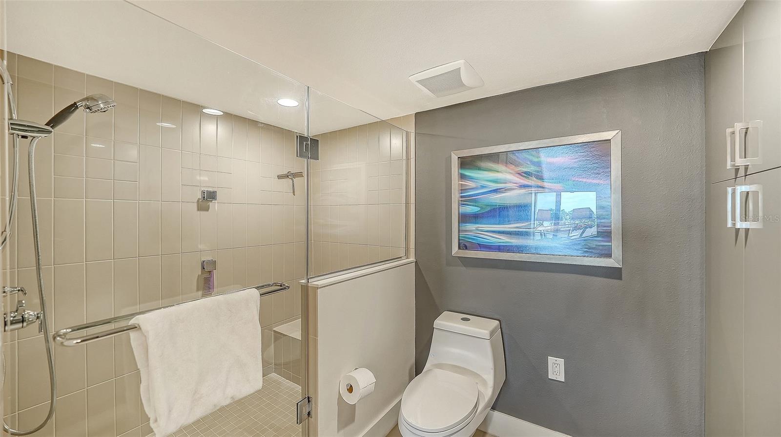 PLAYERS CLUB II - Residential