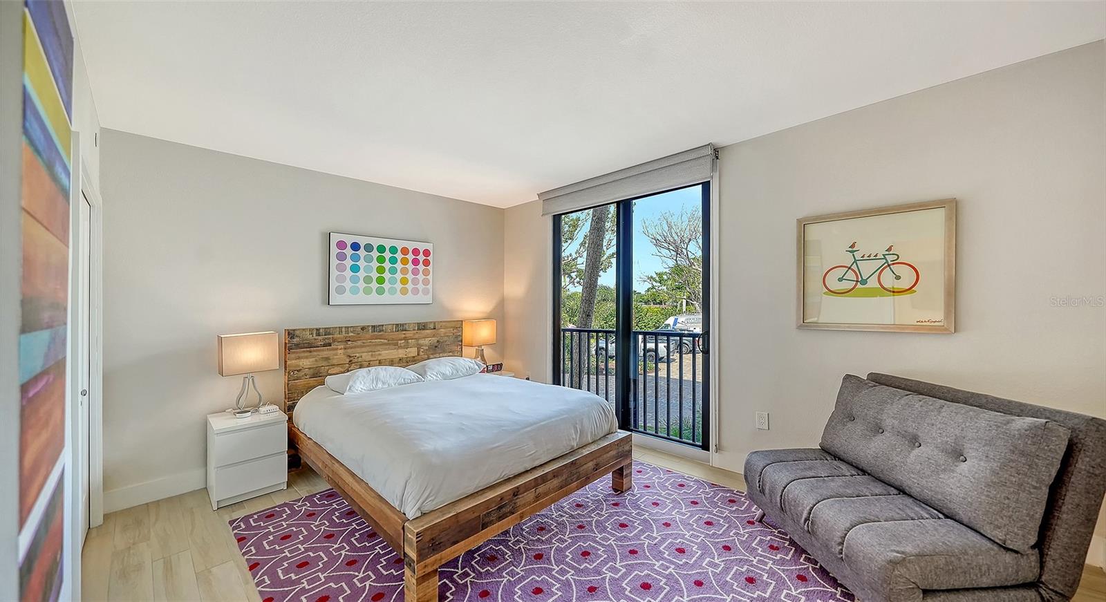 PLAYERS CLUB II - Residential