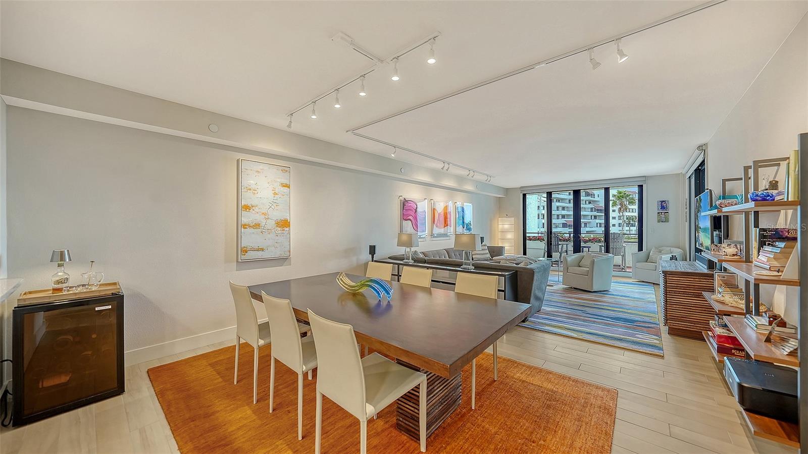 PLAYERS CLUB II - Residential