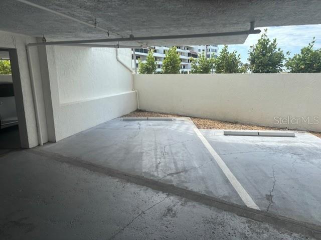 PLAYERS CLUB - Residential