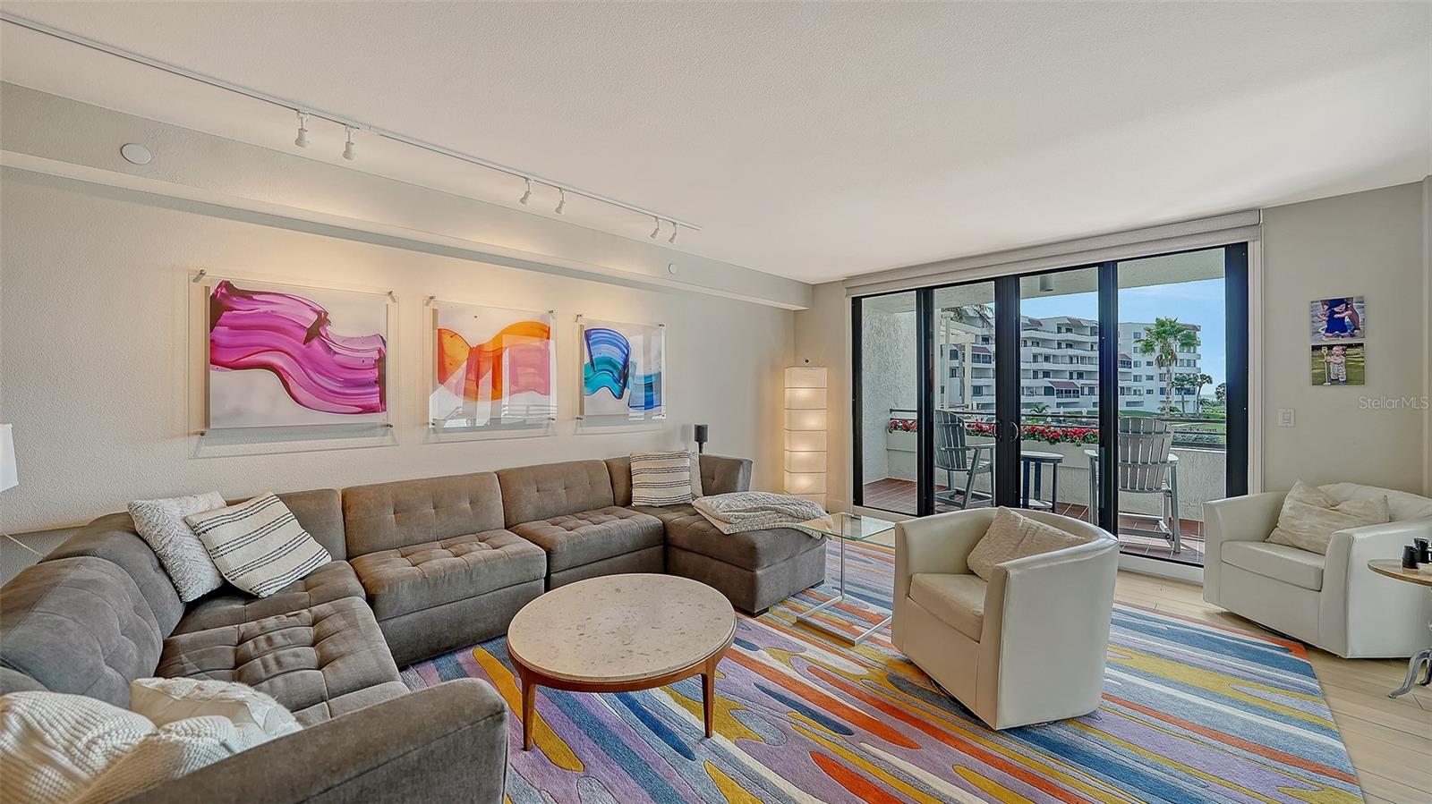 PLAYERS CLUB II - Residential