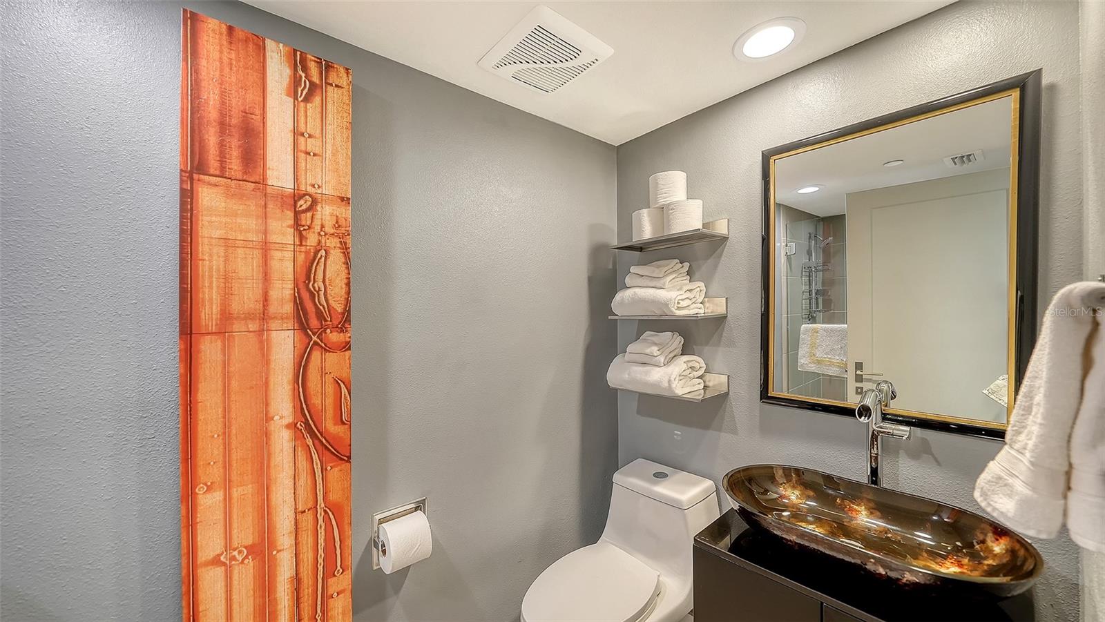 PLAYERS CLUB II - Residential