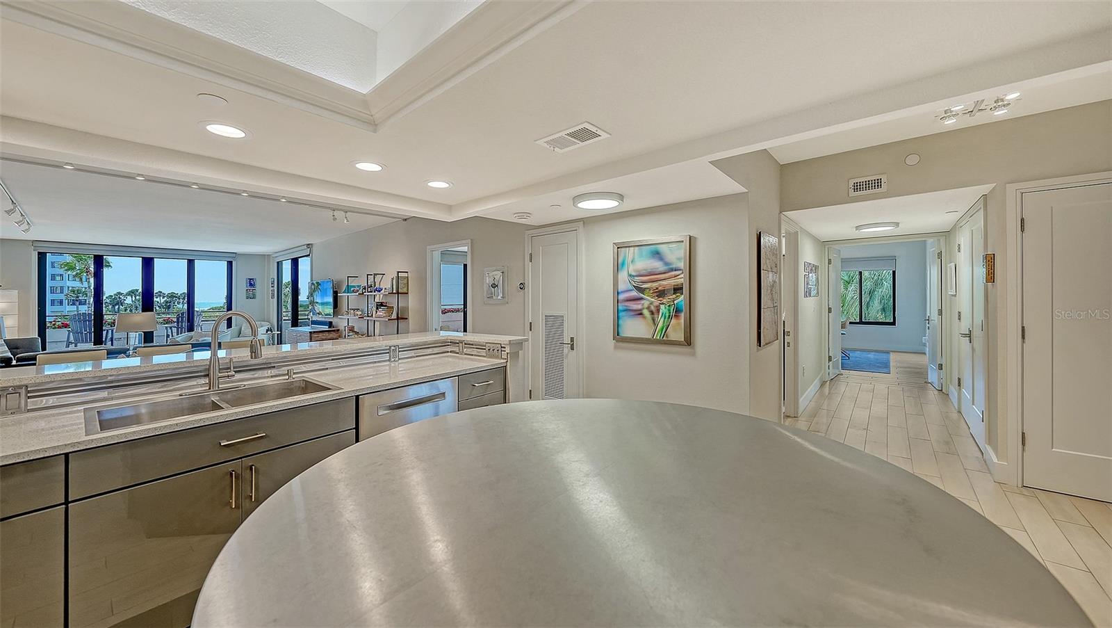 PLAYERS CLUB II - Residential