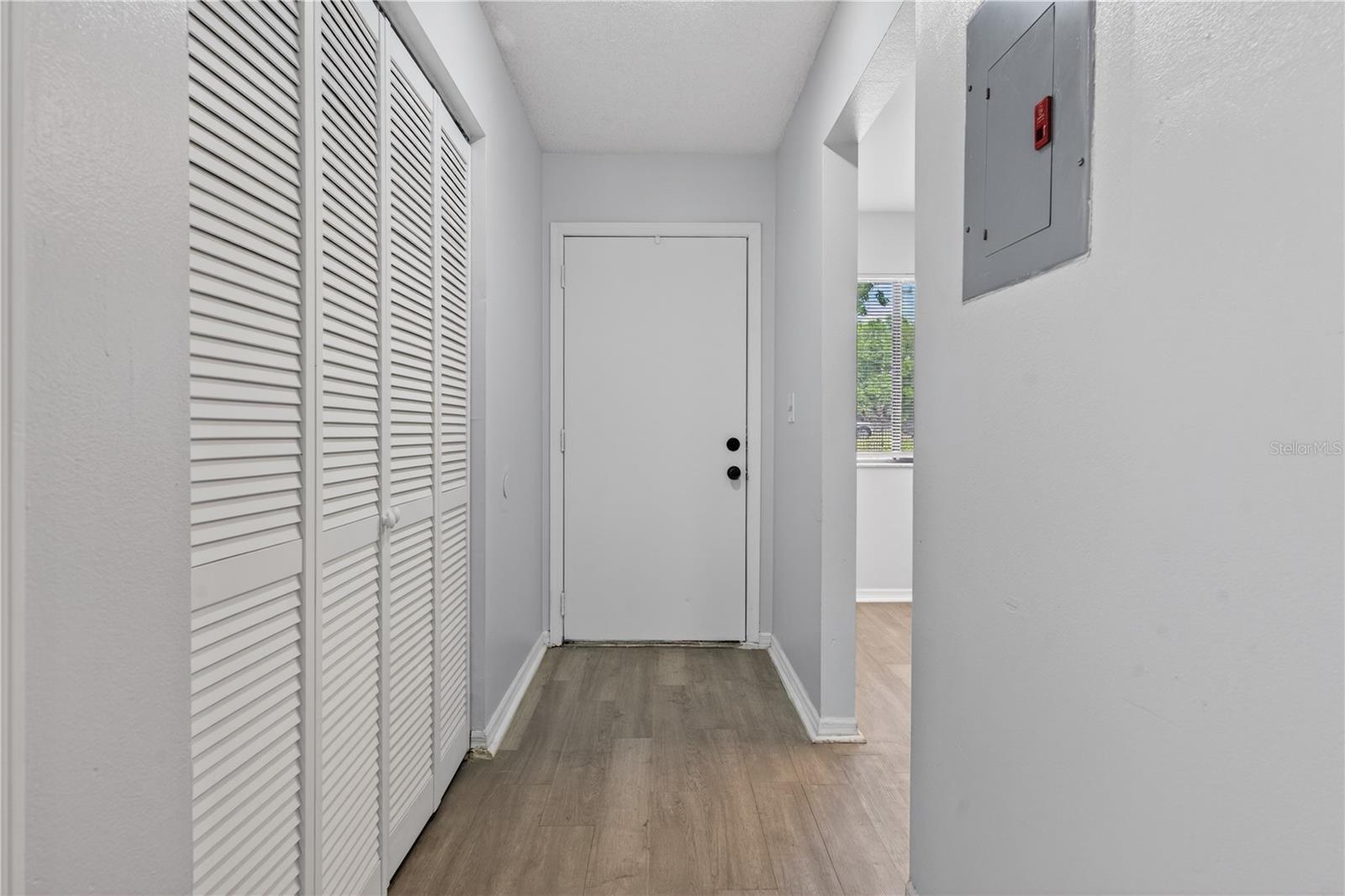 502 PRESTWICK PLACE 0