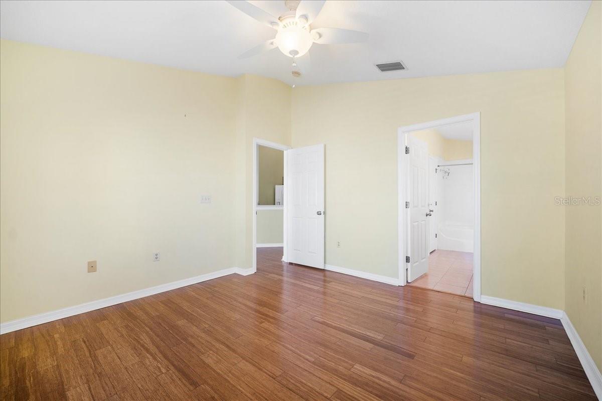 BAY BREEZE COVE - Residential