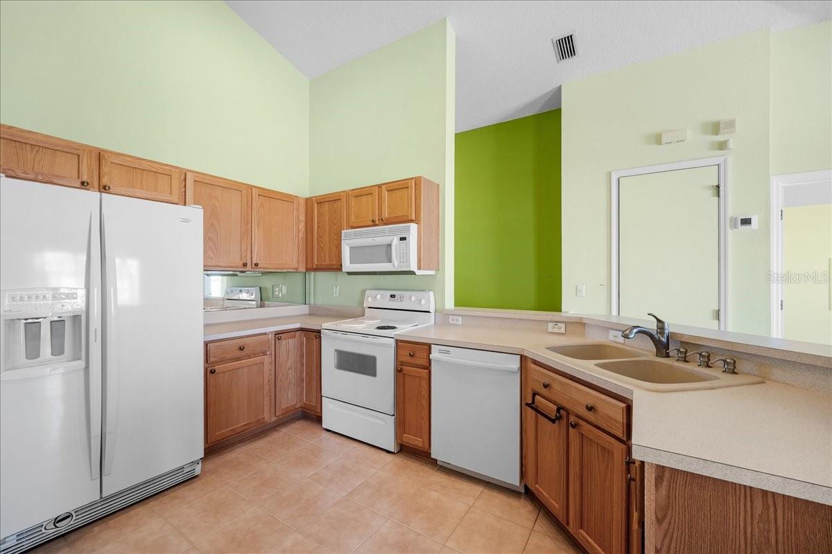 BAY BREEZE COVE - Residential