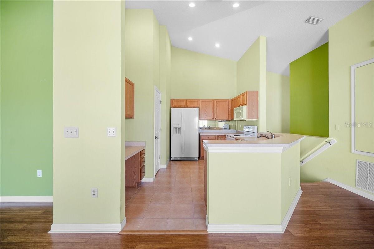 BAY BREEZE COVE - Residential