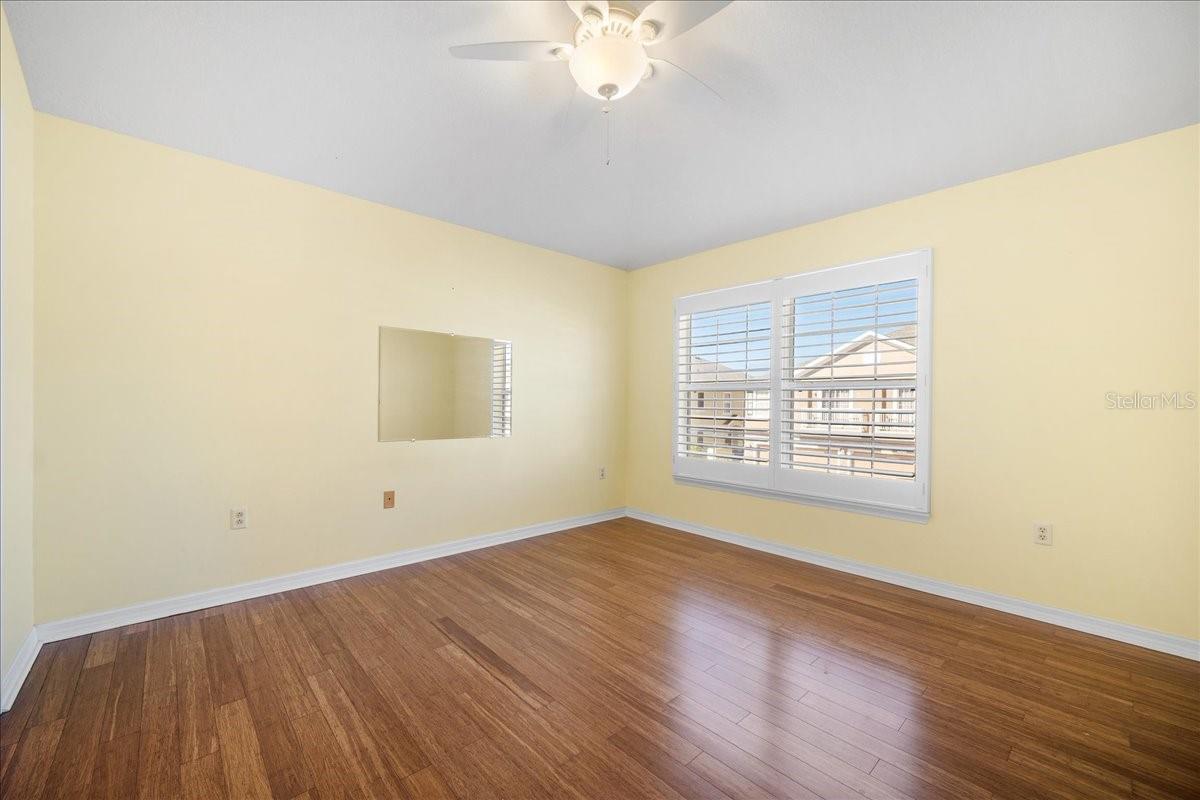 BAY BREEZE COVE - Residential