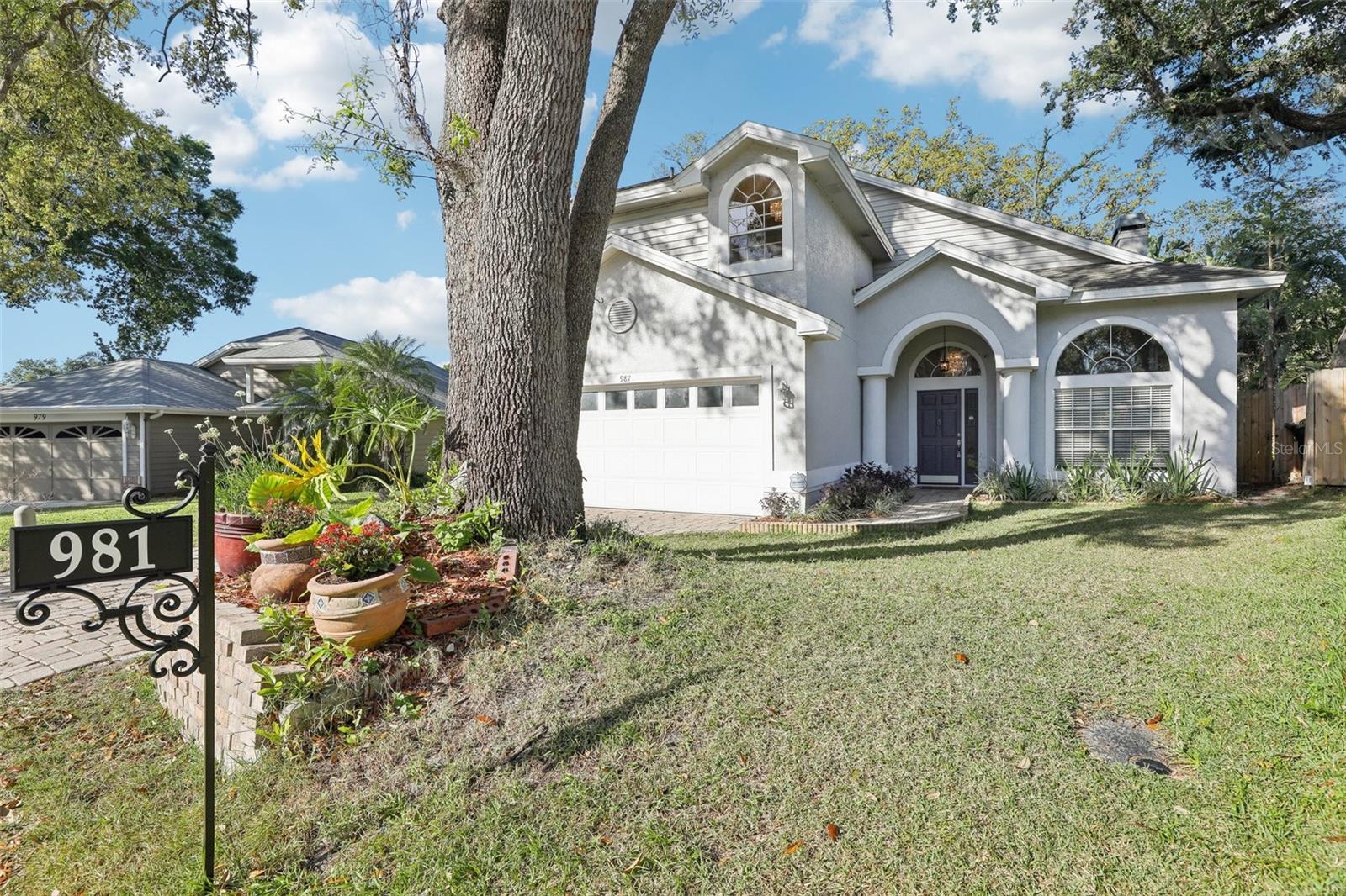 981 PIEDMONT OAKS DRIVE