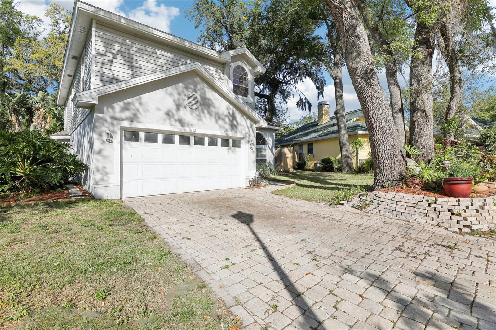 981 PIEDMONT OAKS DRIVE