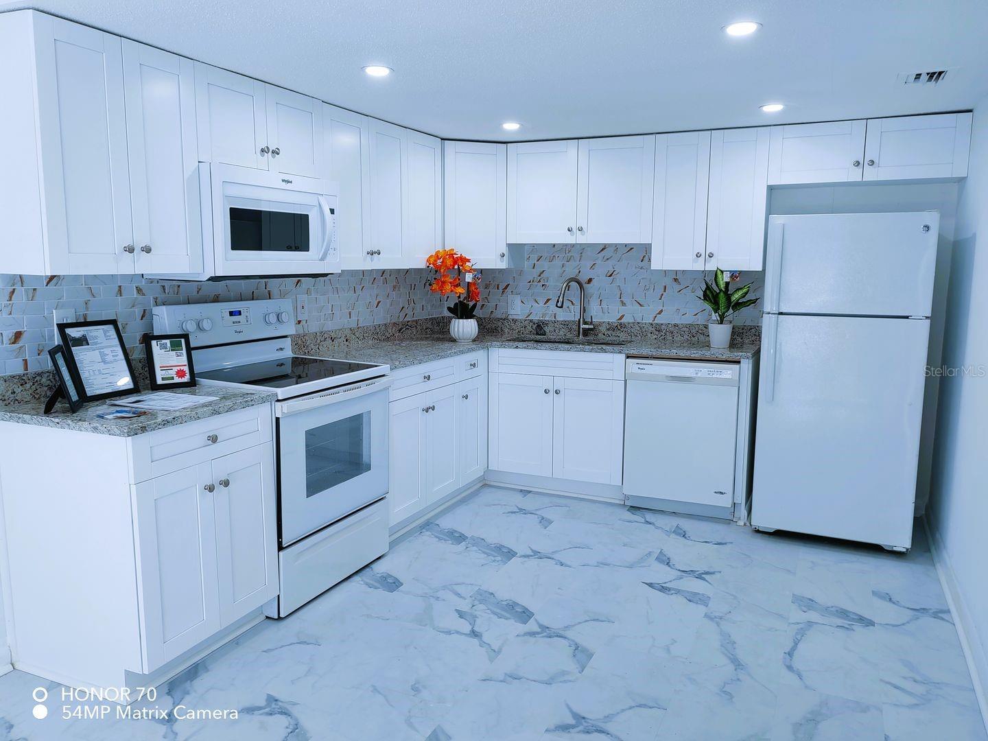 ST ANDREWS COVE CONDO - Residential