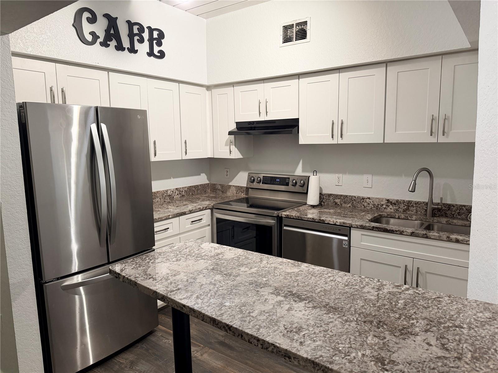 THE MADISON AT SOHO II CONDO - Residential Lease