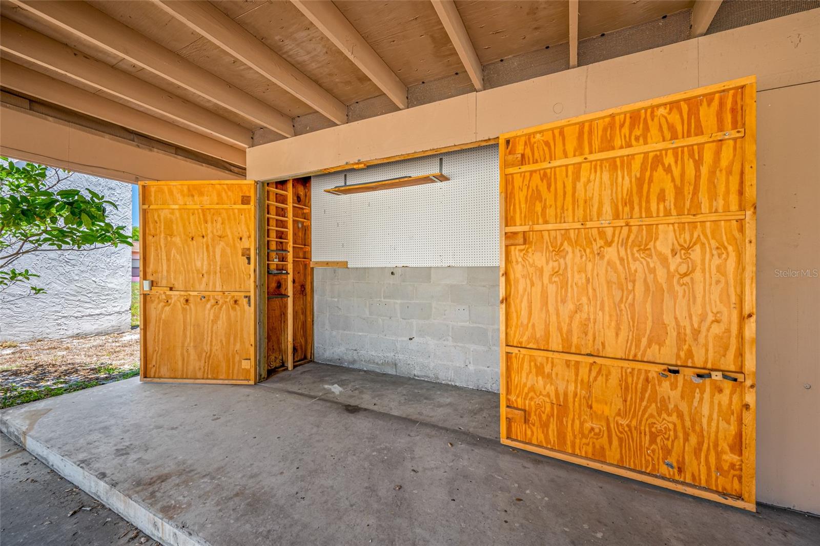 MISSION HILLS CONDO - Residential