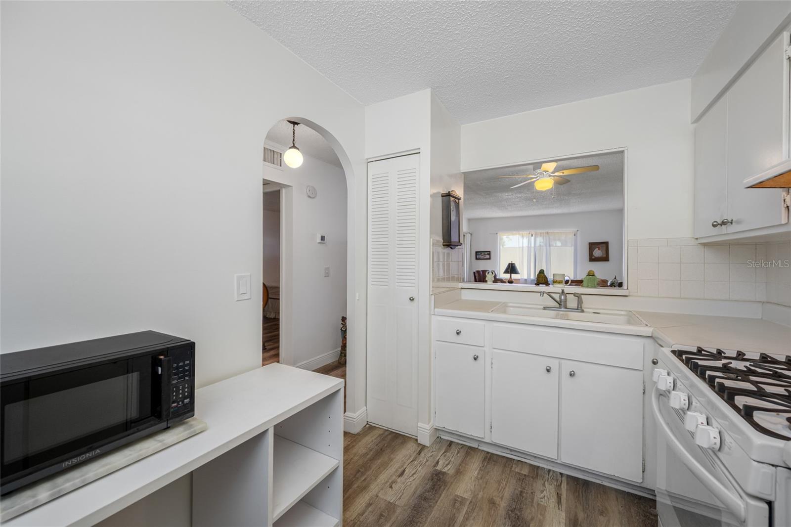 MISSION HILLS CONDO - Residential