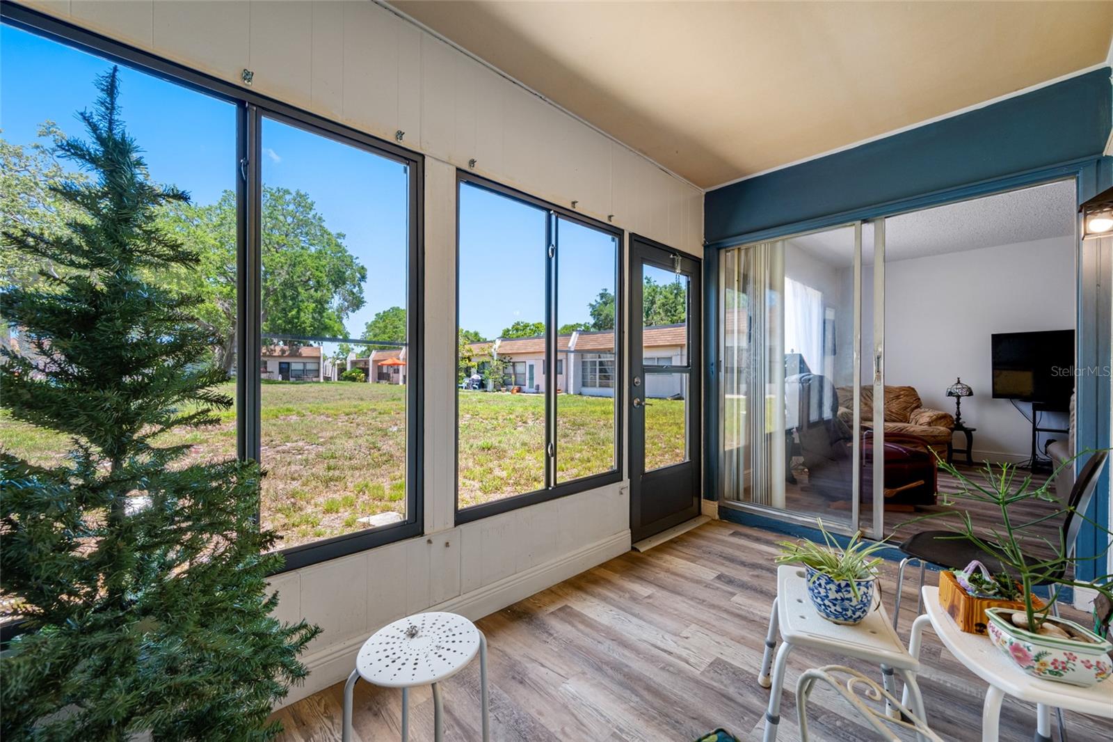MISSION HILLS CONDO - Residential
