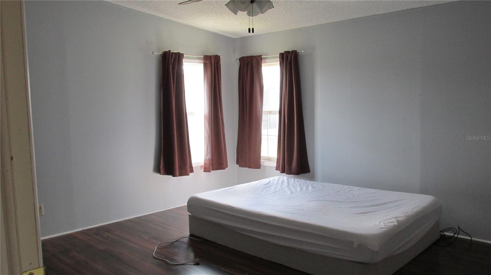 SWEETWATER GOLF & TENNIS CLUB ADD 01 - Residential