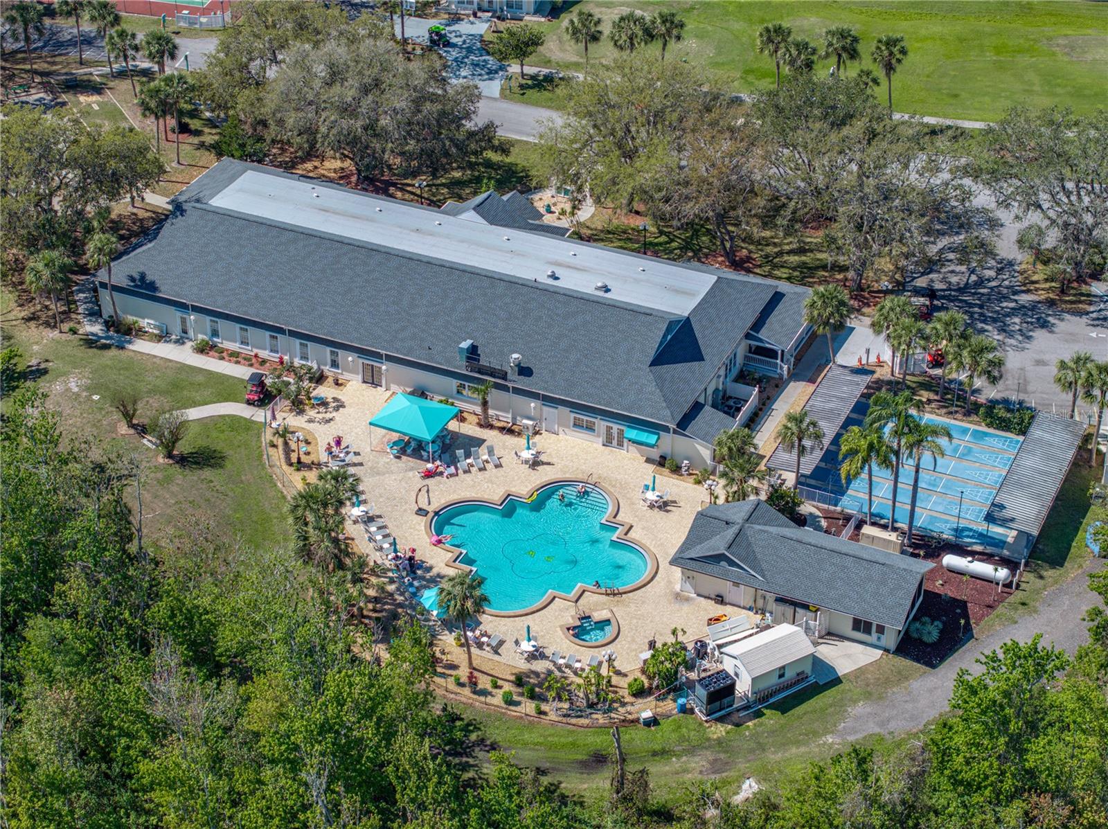 SWEETWATER GOLF & TENNIS CLUB ADD 01 - Residential