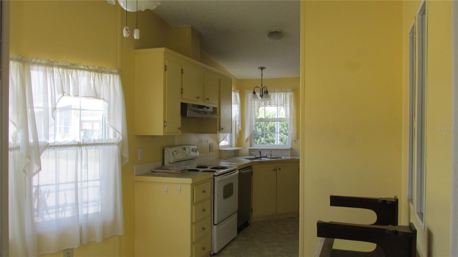 SWEETWATER GOLF & TENNIS CLUB ADD 01 - Residential