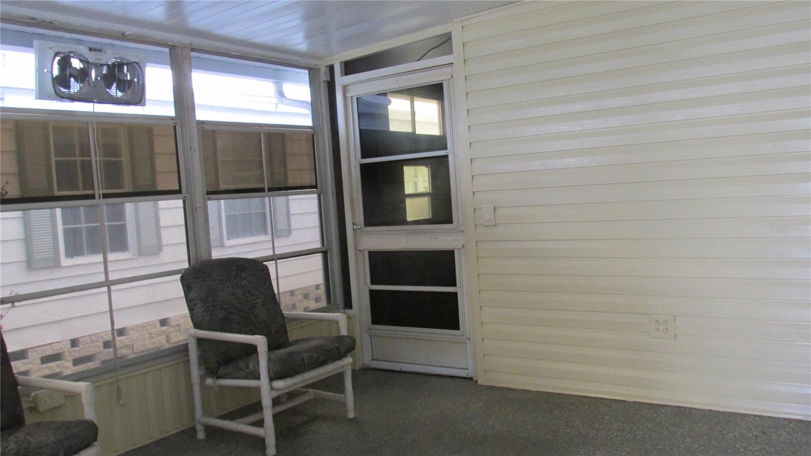 SWEETWATER GOLF & TENNIS CLUB ADD 01 - Residential