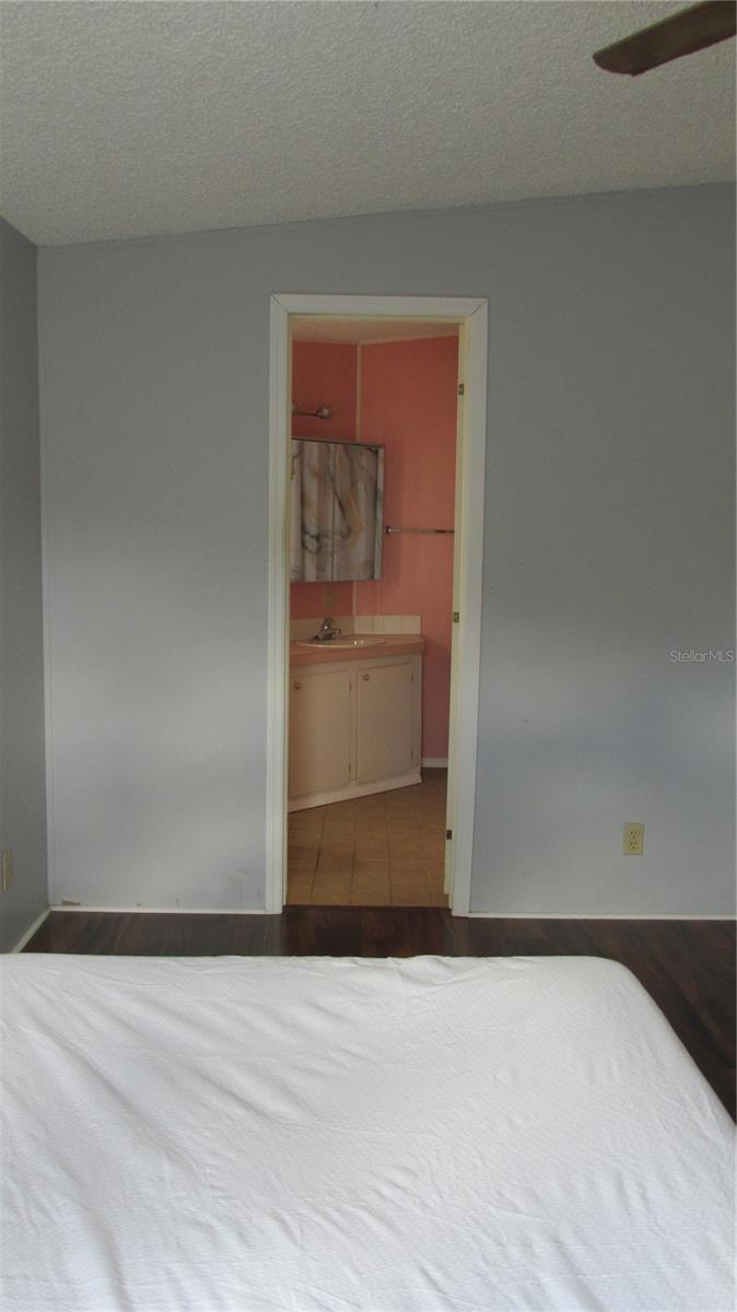 SWEETWATER GOLF & TENNIS CLUB ADD 01 - Residential