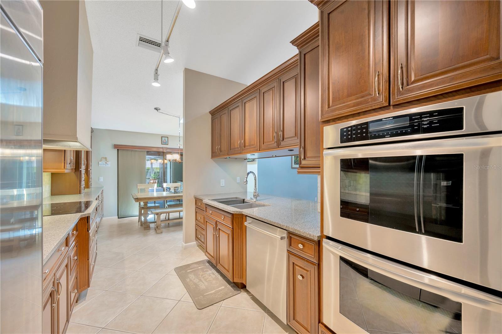 REPLAT OF BELLEFONTE - Residential
