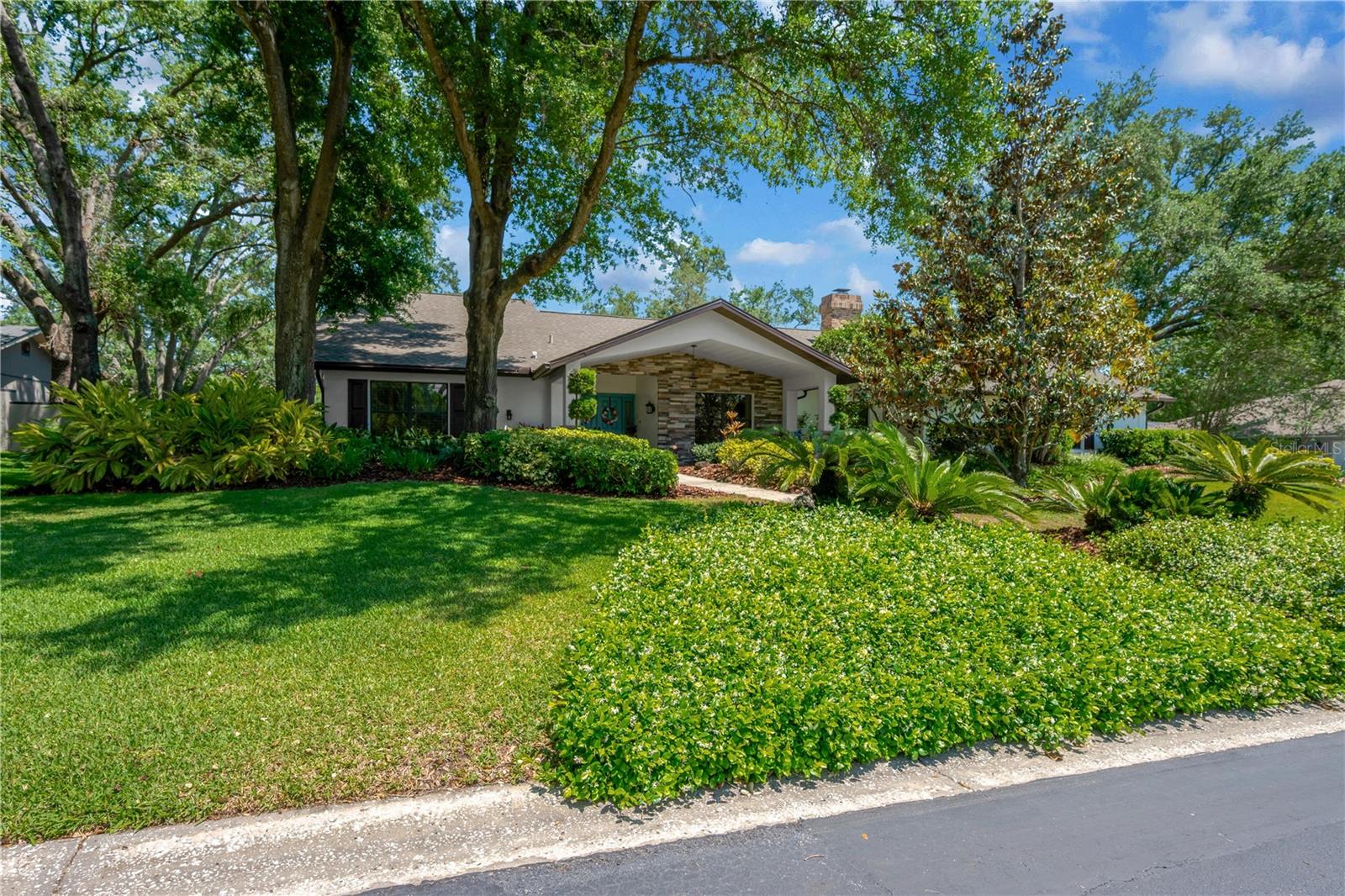 REPLAT OF BELLEFONTE - Residential