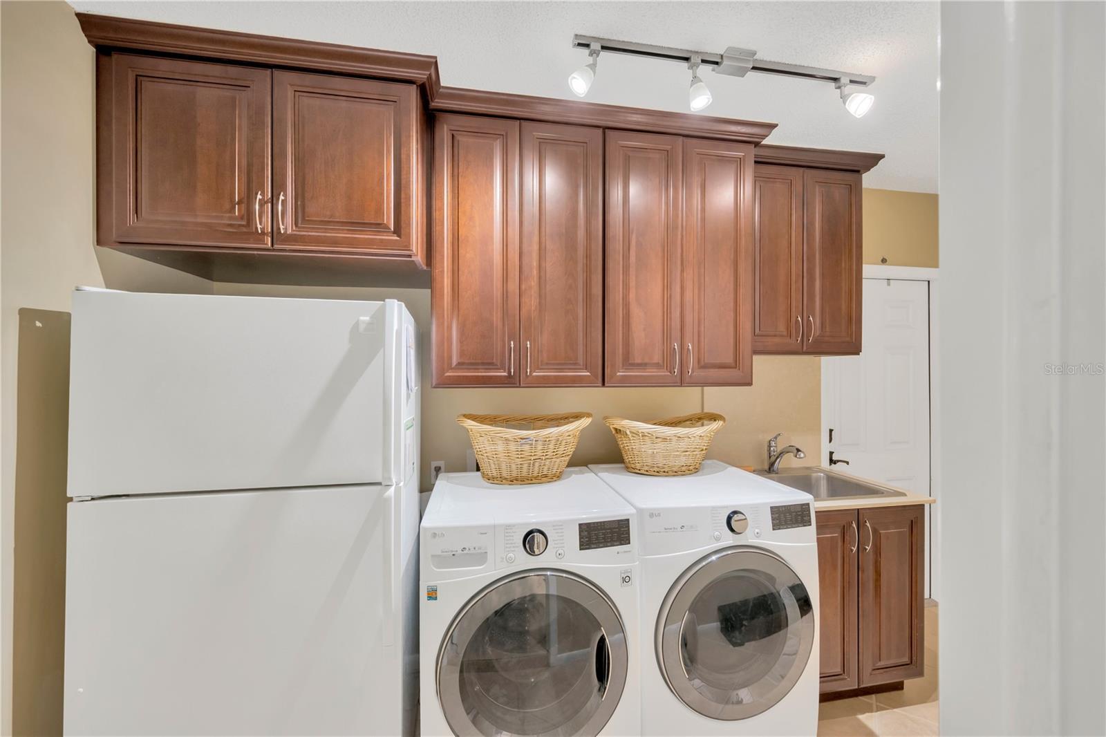 REPLAT OF BELLEFONTE - Residential