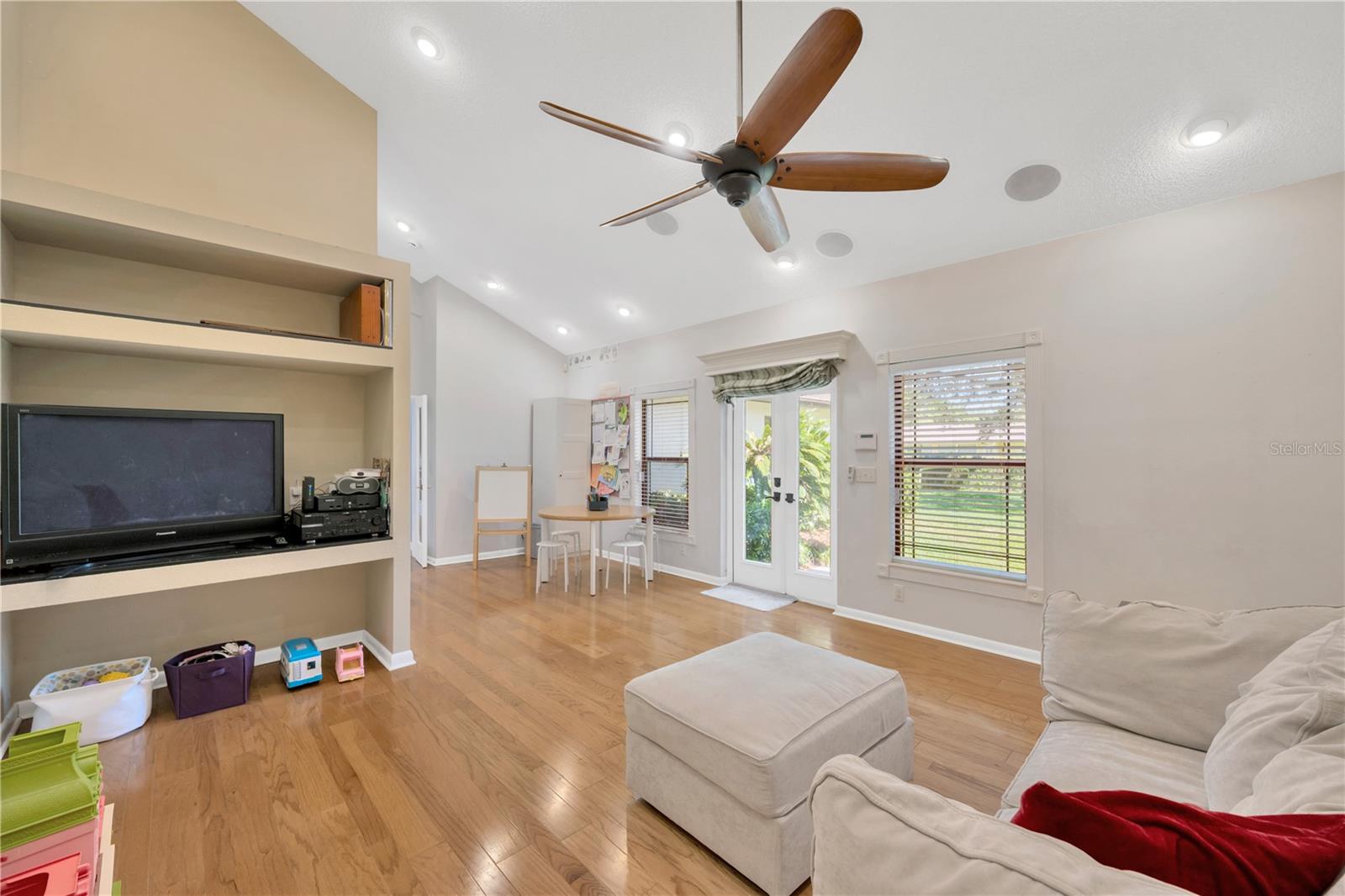 REPLAT OF BELLEFONTE - Residential