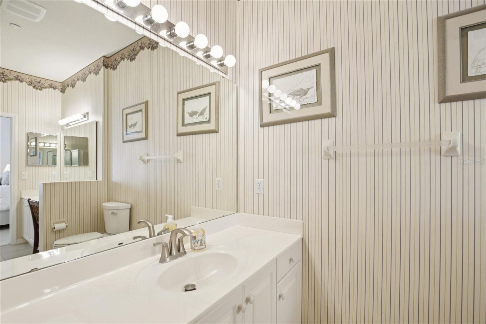 PELICAN POINTE GOLF & COUNTRY CLUB - Residential