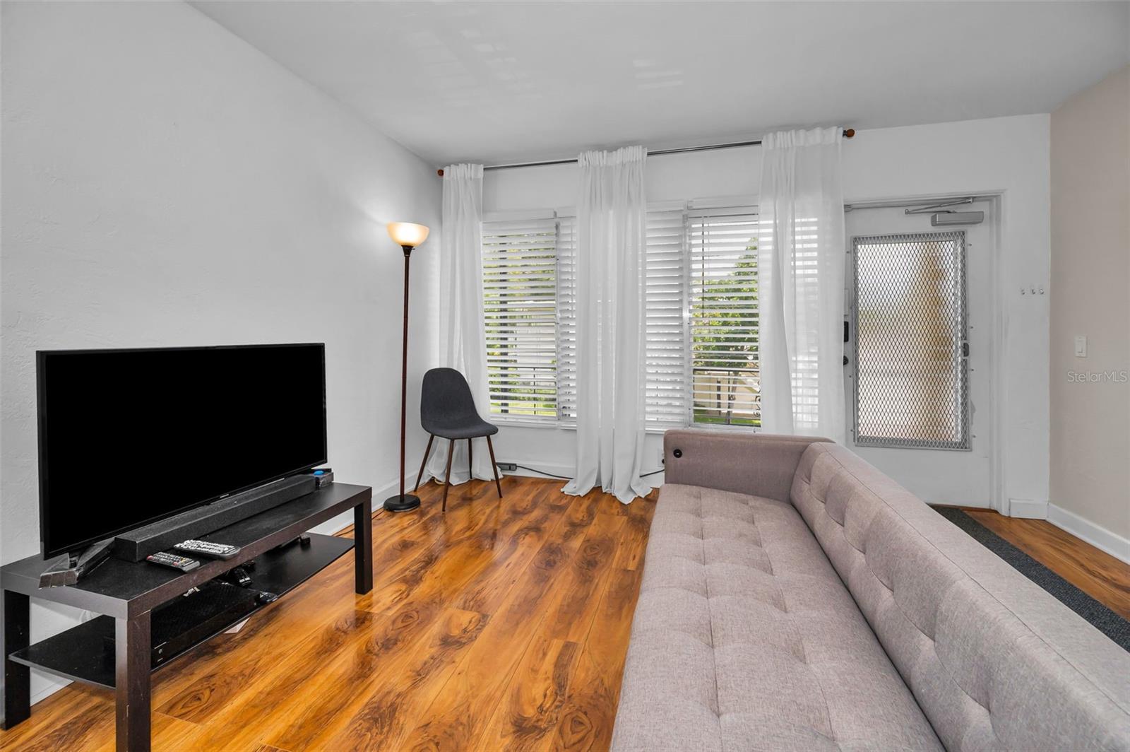 CLEARVIEW OAKS BLDG 16 - Residential