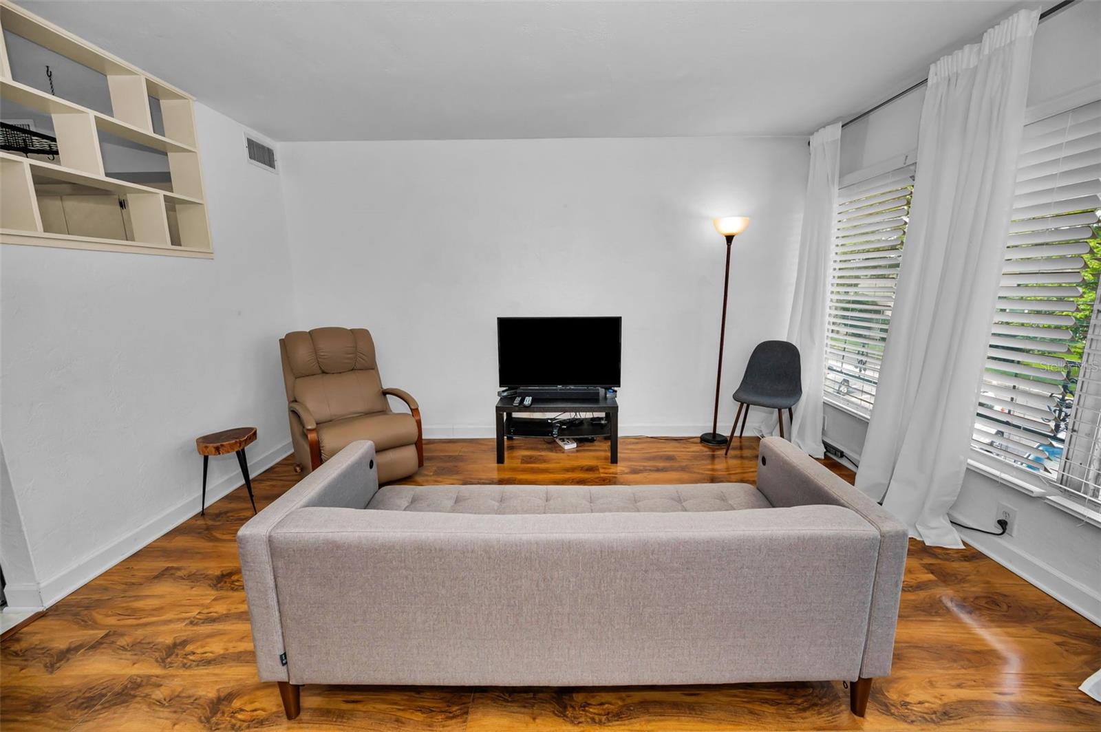 CLEARVIEW OAKS BLDG 16 - Residential