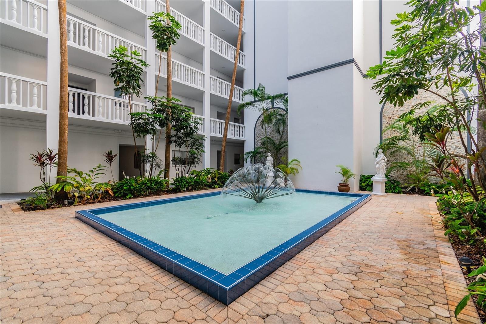 BEAU MONDE CONDO - Residential