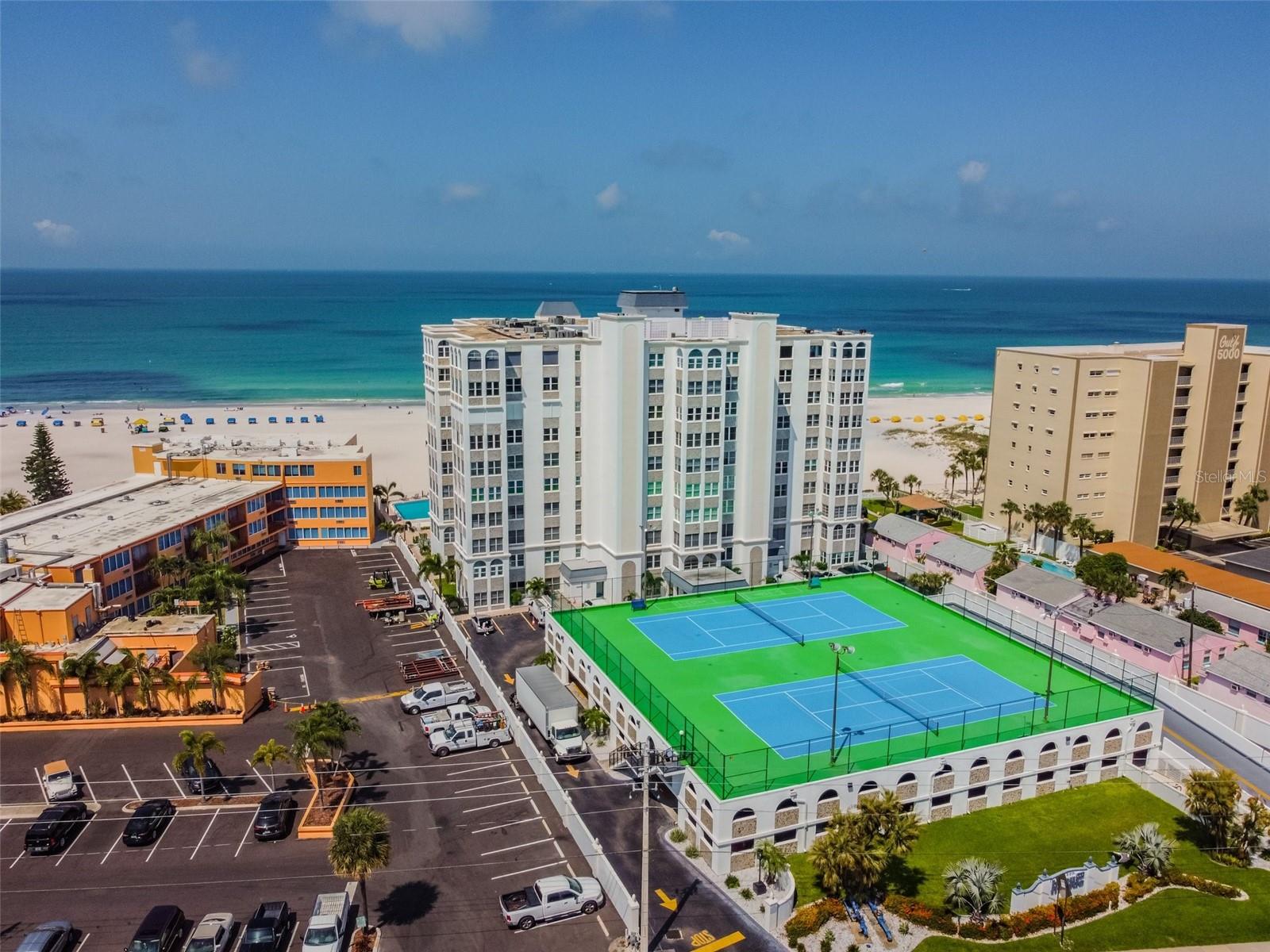 BEAU MONDE CONDO - Residential