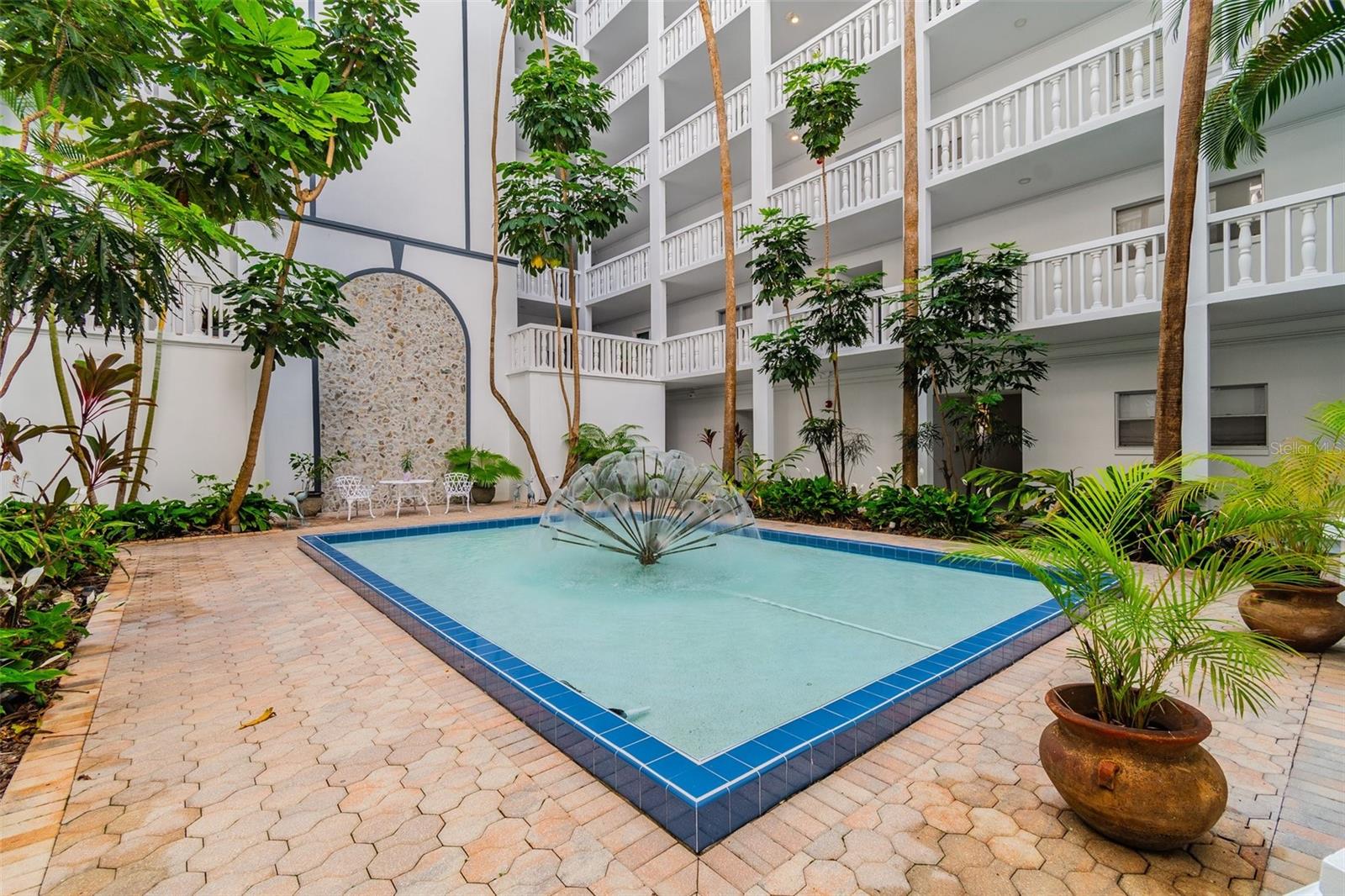 BEAU MONDE CONDO - Residential