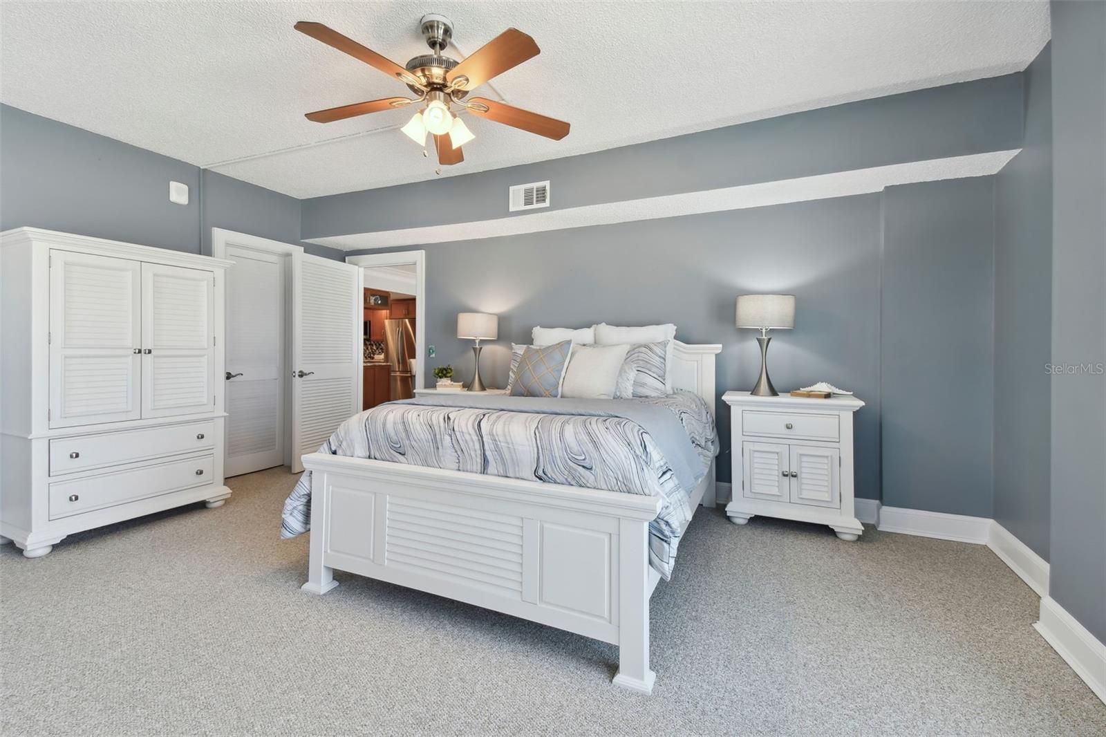 BEAU MONDE CONDO - Residential