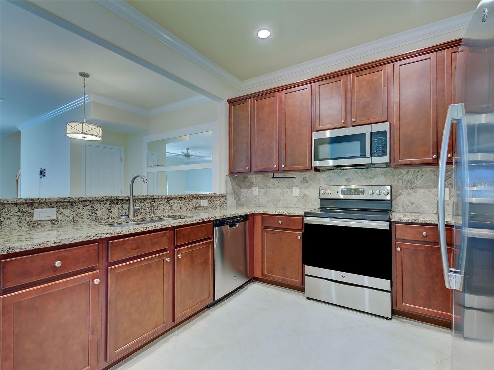 Picture for the property N6144599, 3 beds, 3 baths