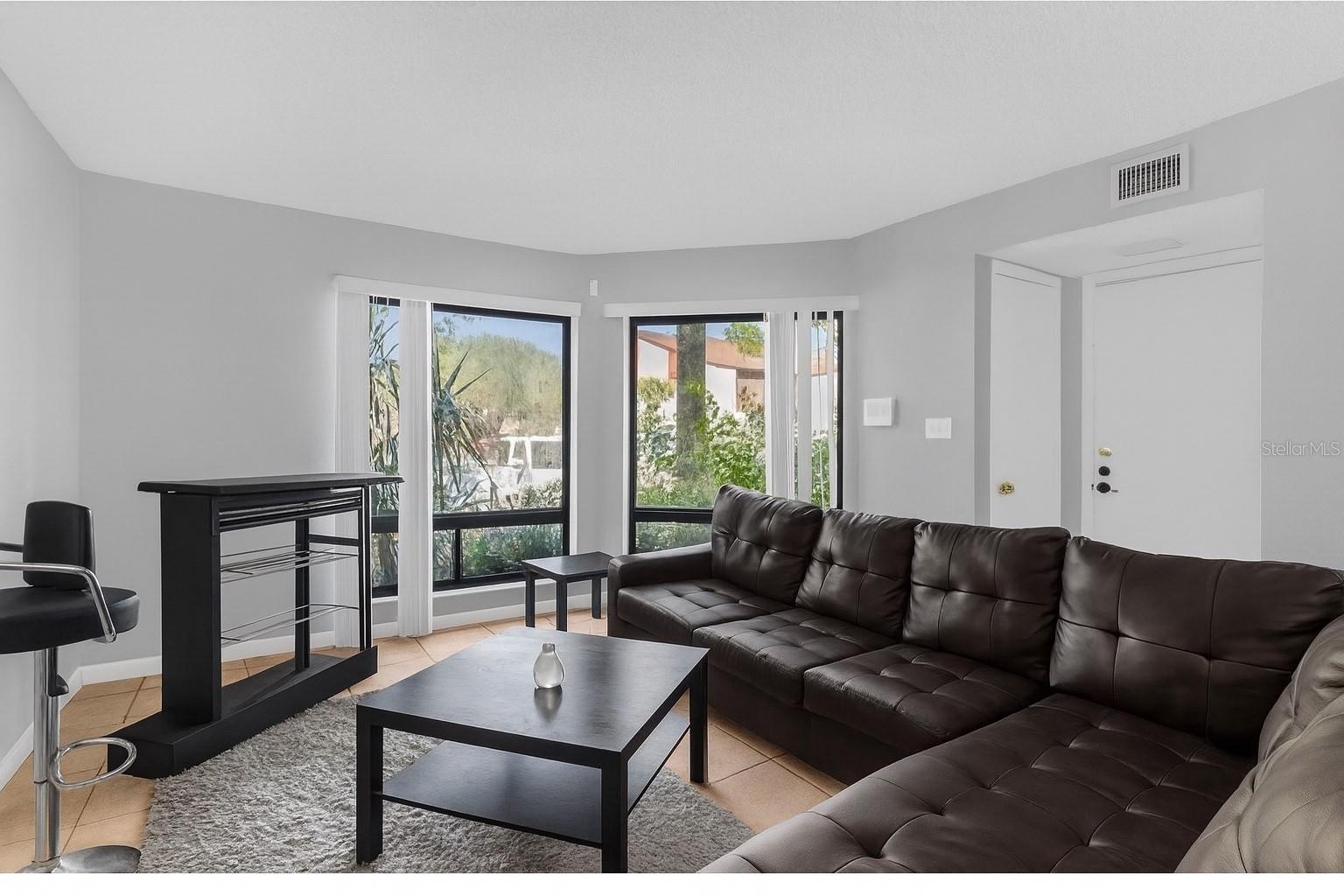 LEMON TREE CONDO SEC 01 - Residential Lease