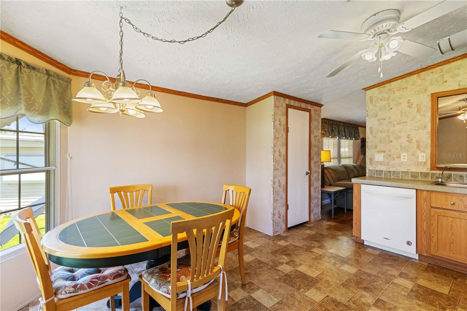 EAGLE POINT MHP - Residential