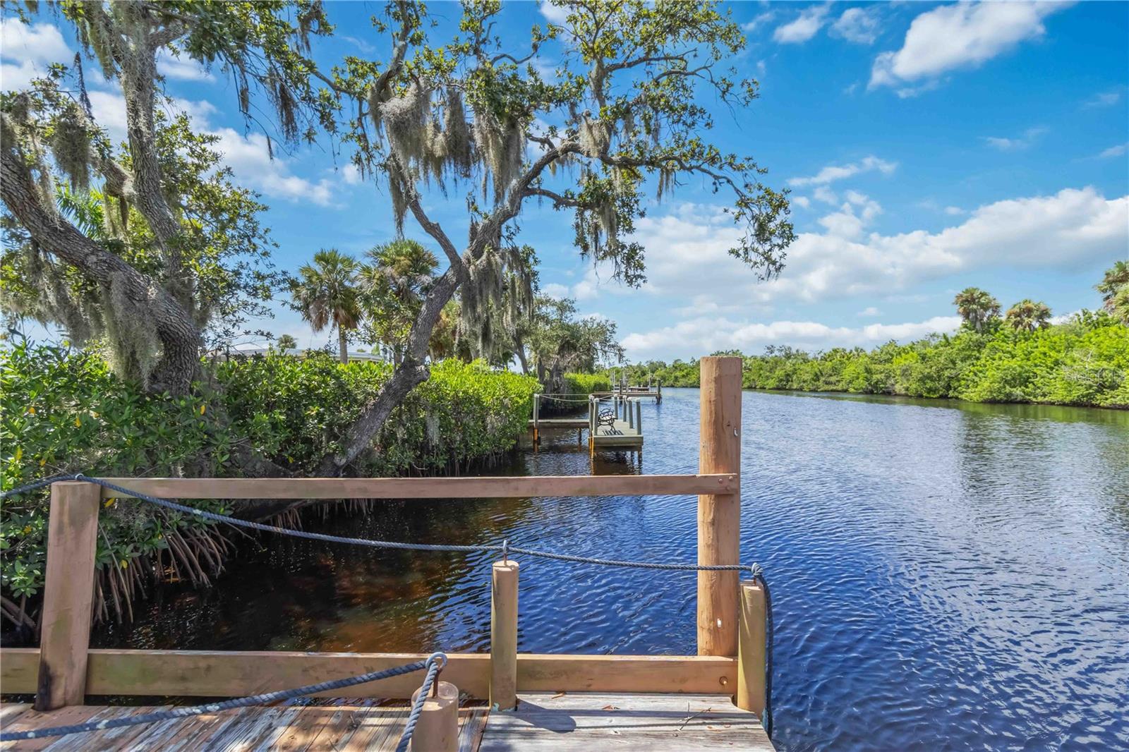 EAGLE POINT MHP - Residential