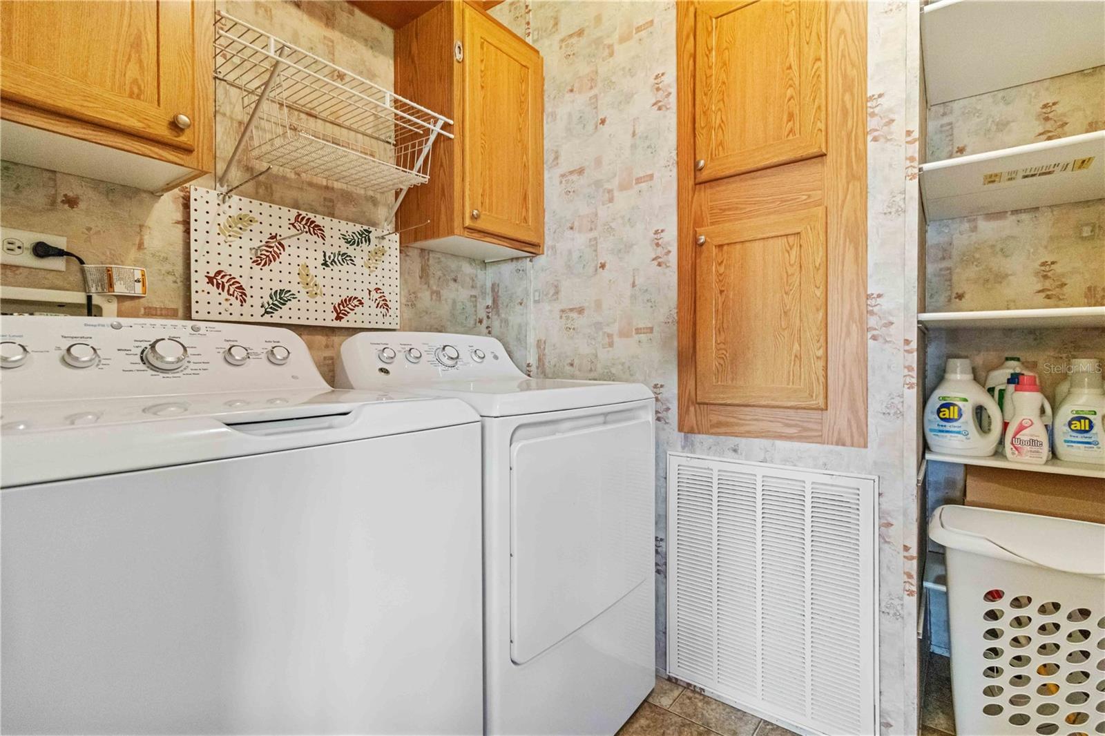 EAGLE POINT MHP - Residential