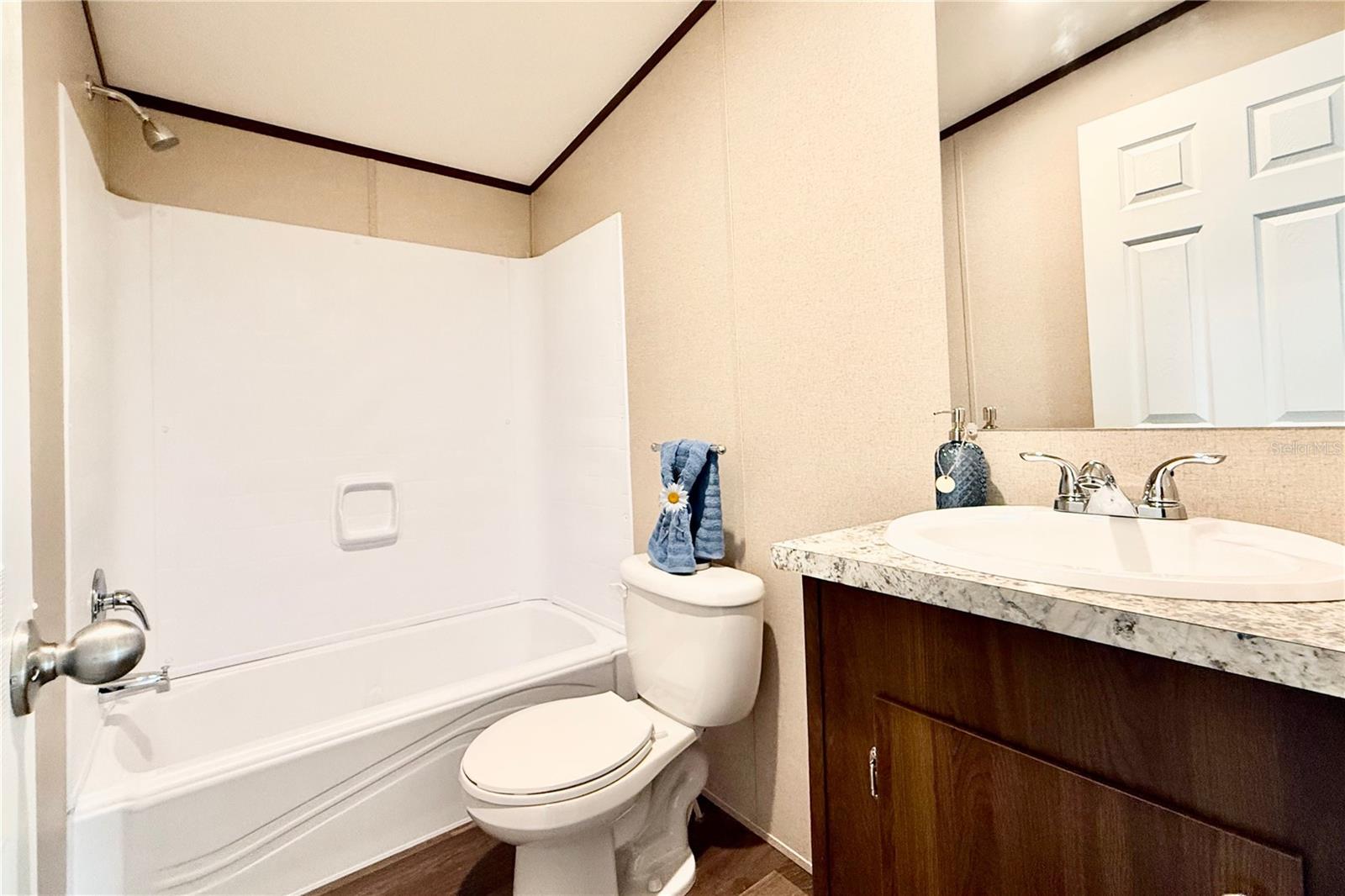 BLUE LAKE RIDGE - Residential