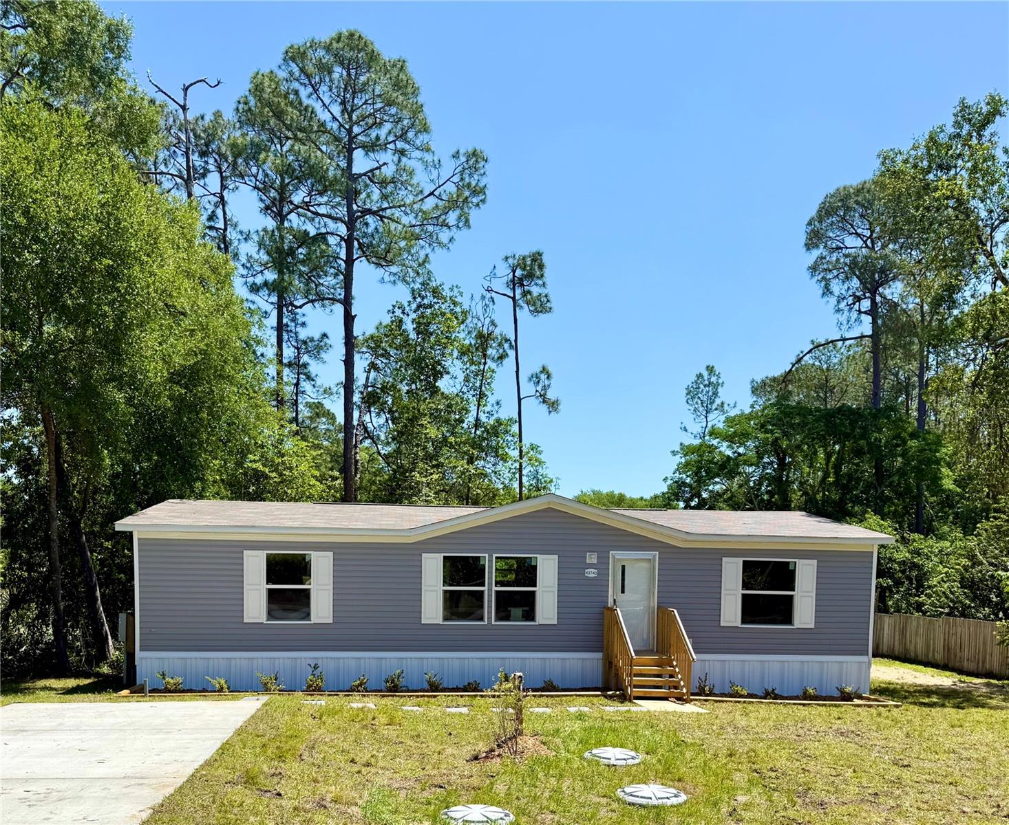 BLUE LAKE RIDGE - Residential