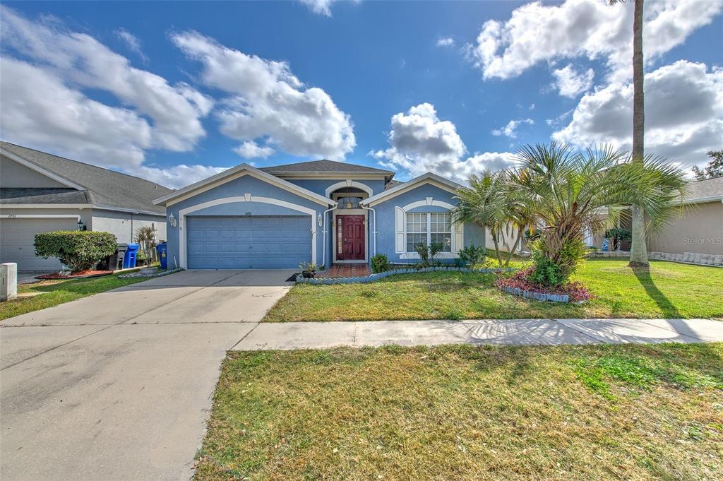 Photo of 2703 Breakwater Court, Brandon, FL 33511 (MLS # TB8473426)