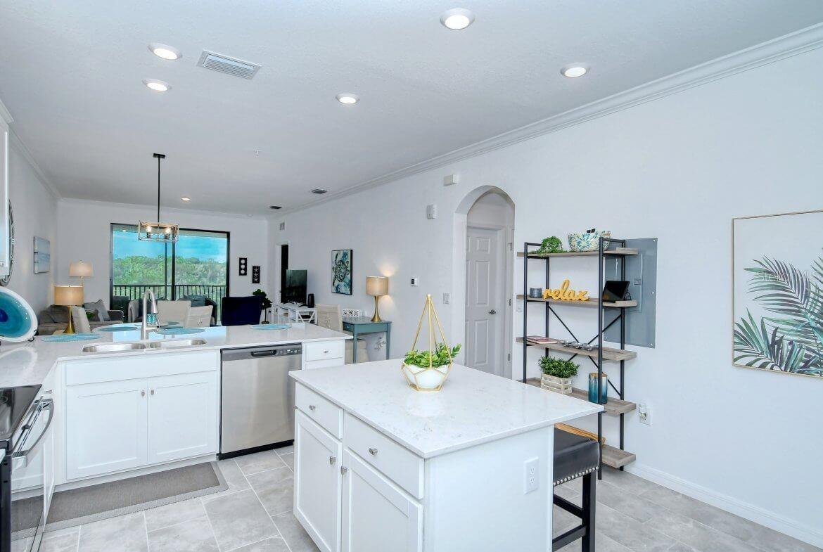 TERRACE VIII AT LAKEWOOD NATIONAL PH I - Residential Lease