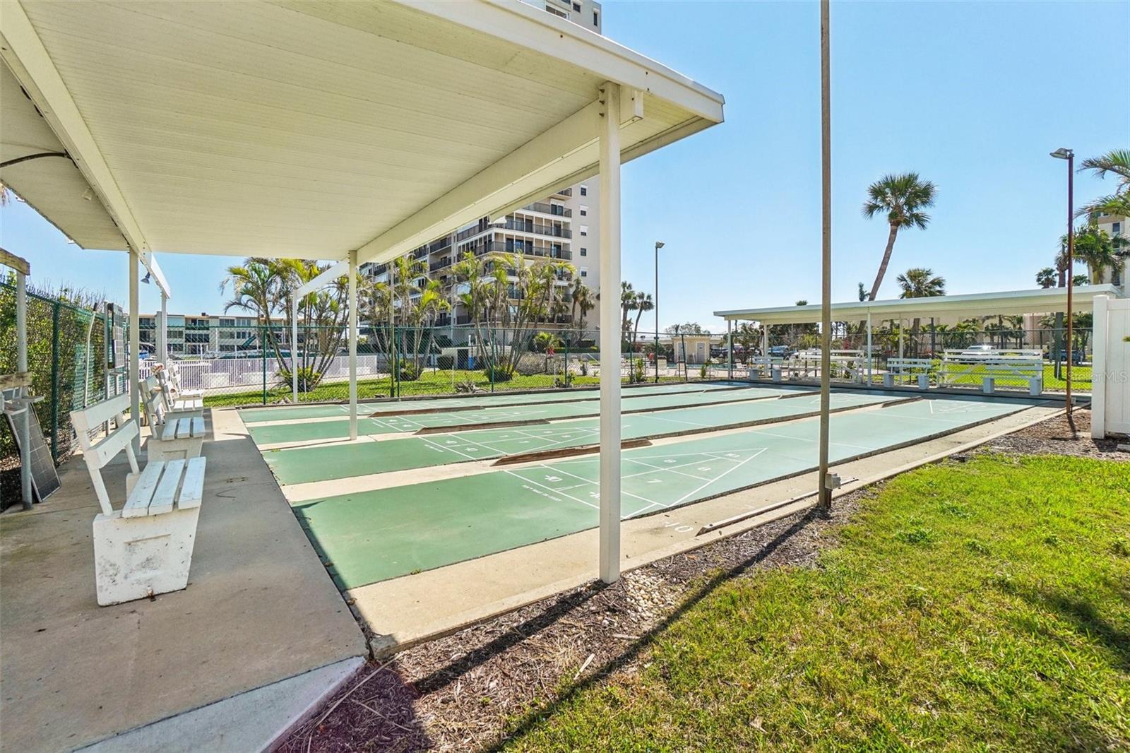 BAY ISLAND GROUP 1 - Residential