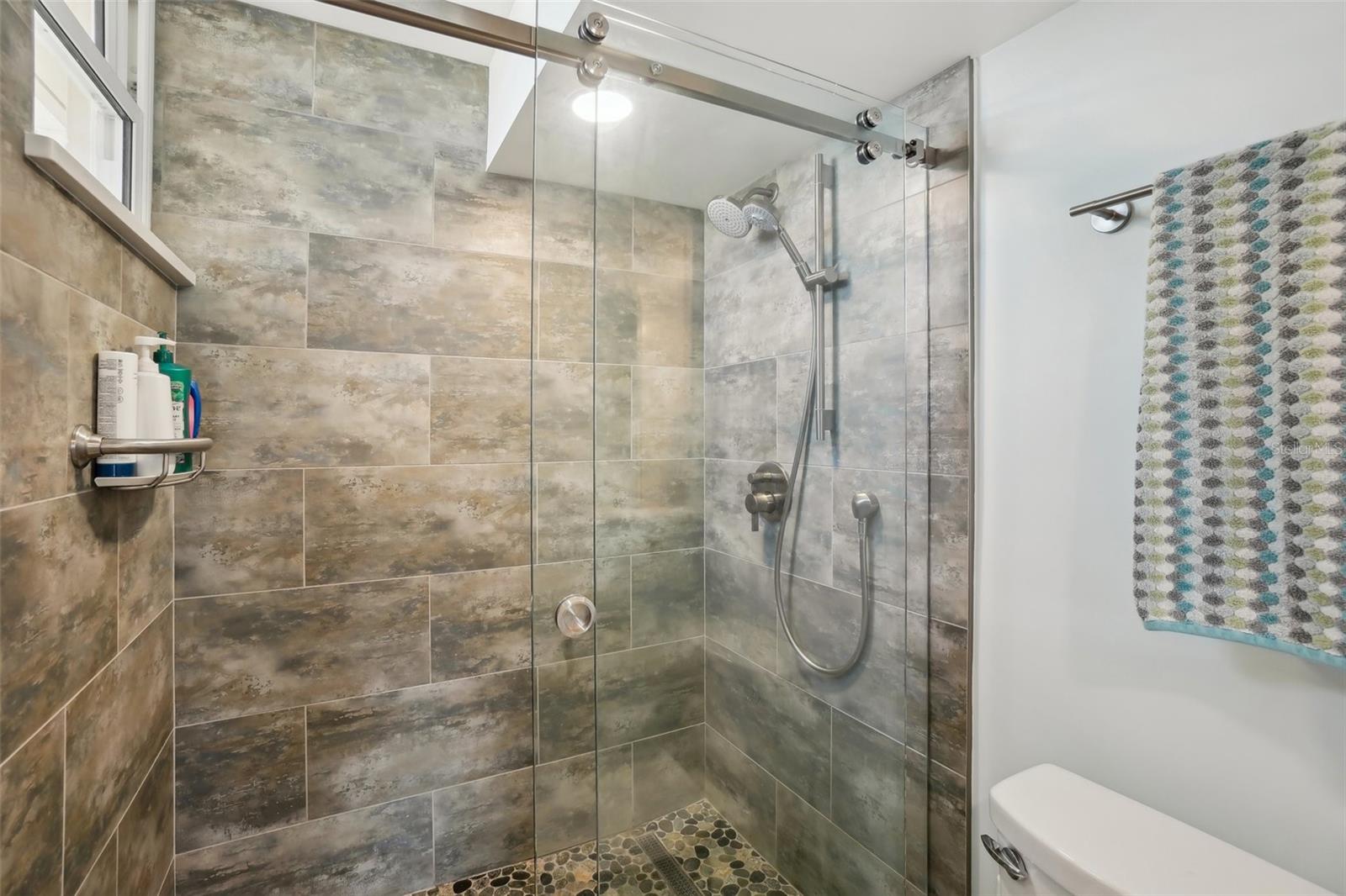 BAY ISLAND GROUP 1 - Residential