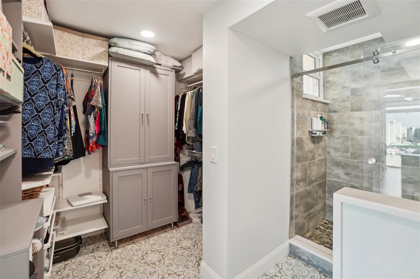 BAY ISLAND GROUP 1 - Residential