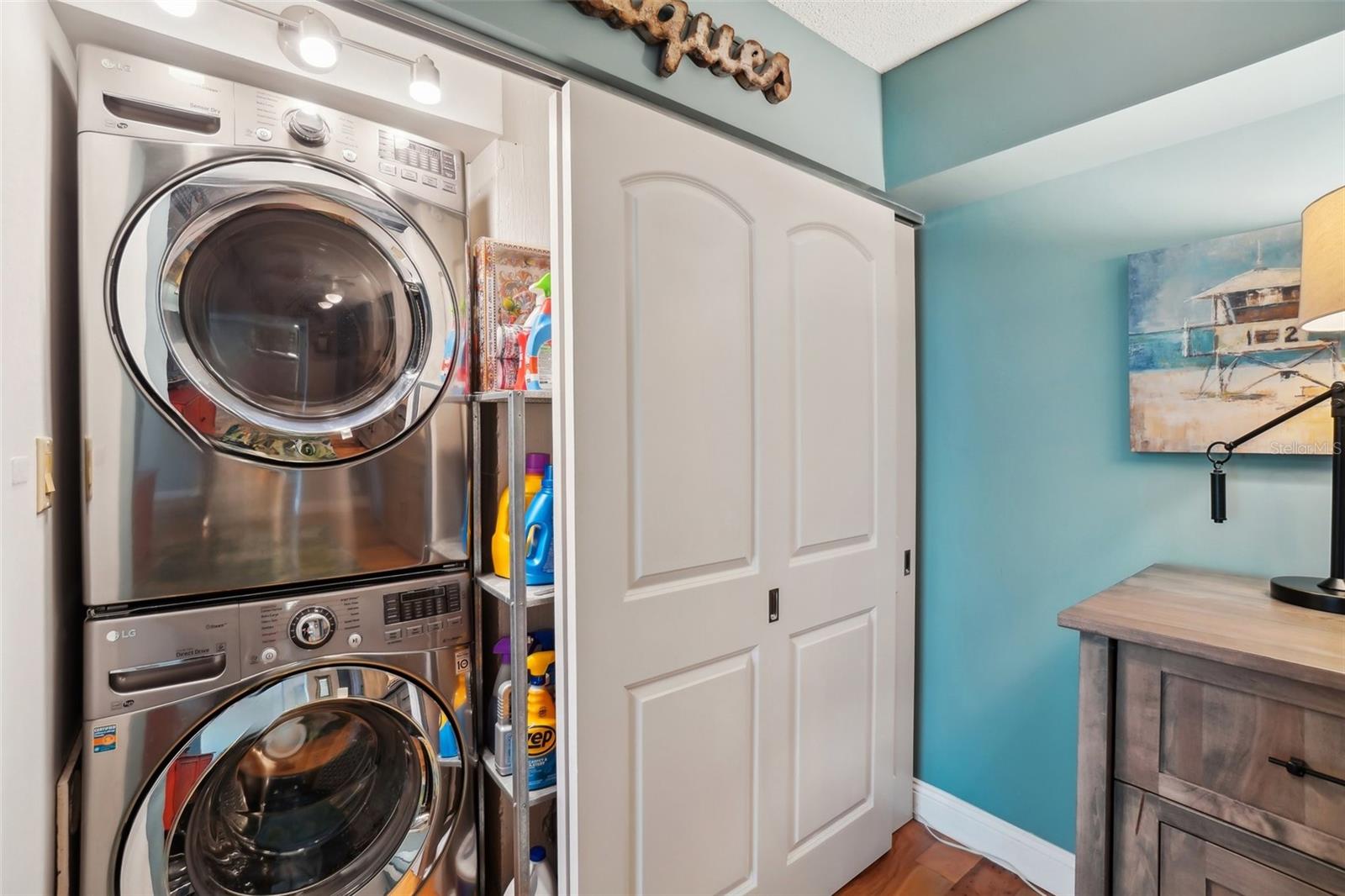 BAY ISLAND GROUP 1 - Residential