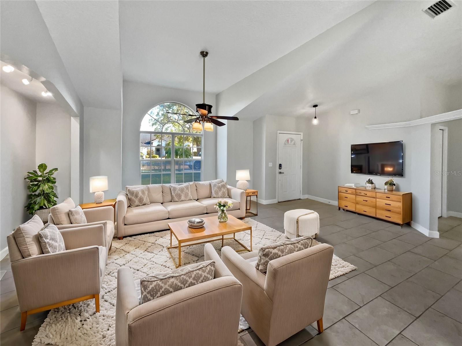 2720 SETTLERS TRAIL