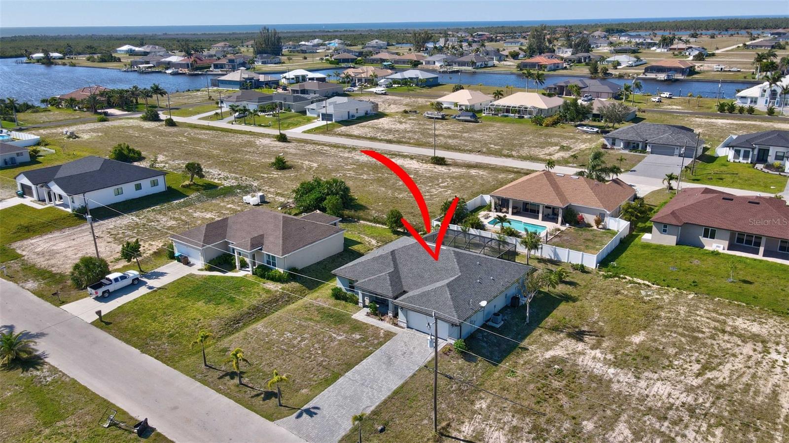 CAPE CORAL - Residential